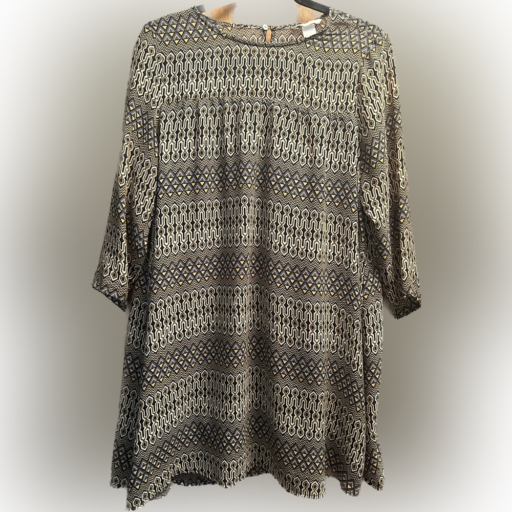 Swingy printed black and gold dress fully lined size 10